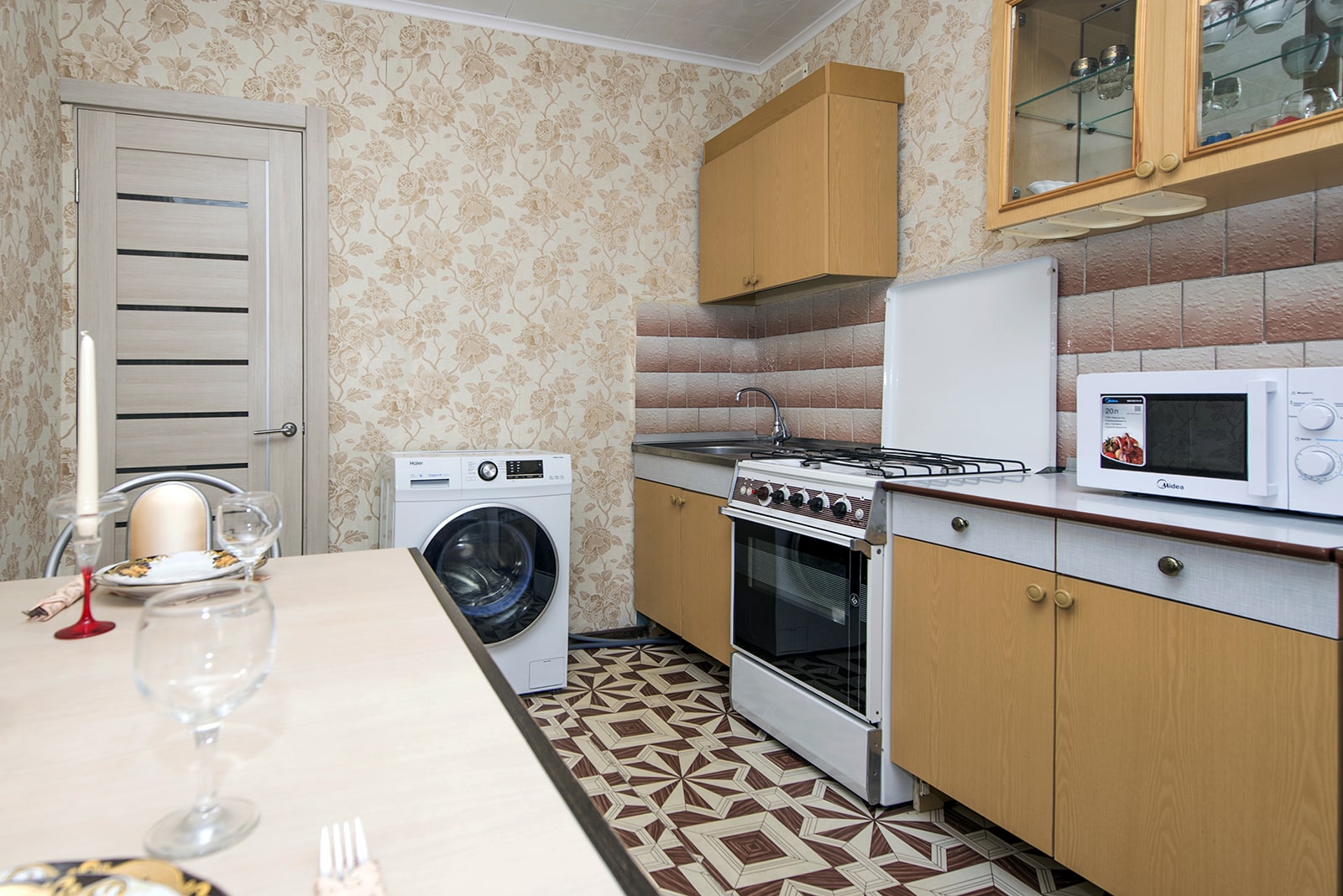 1к. квартира на Советском проспекте 68, 6 спальных мест ИП расч/счет НаСутки35